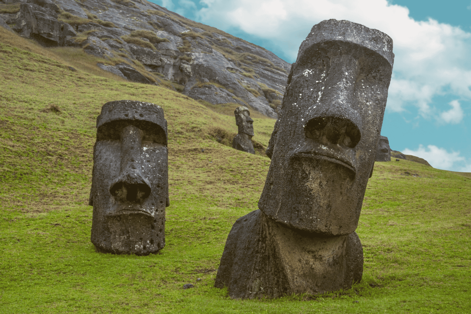 Chiles Lake District And Easter Island Explorer