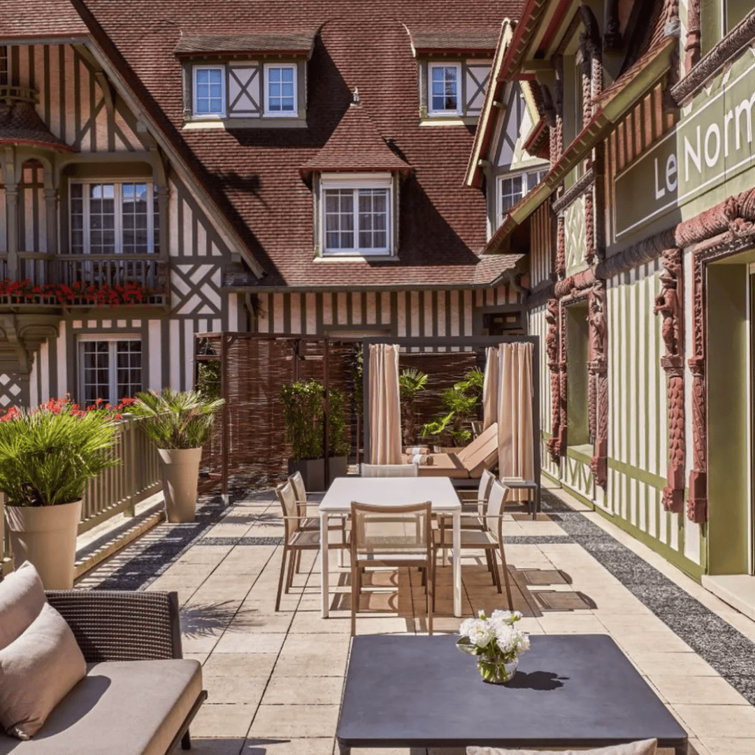 Hotel Barriere Le Normandy (1)