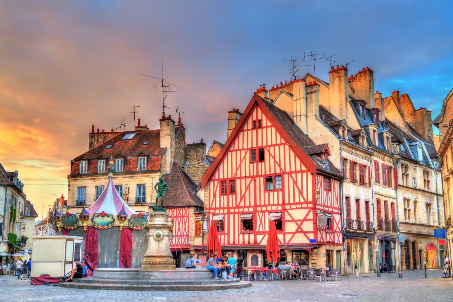 Paris, Burgundy and Lyon By Rail