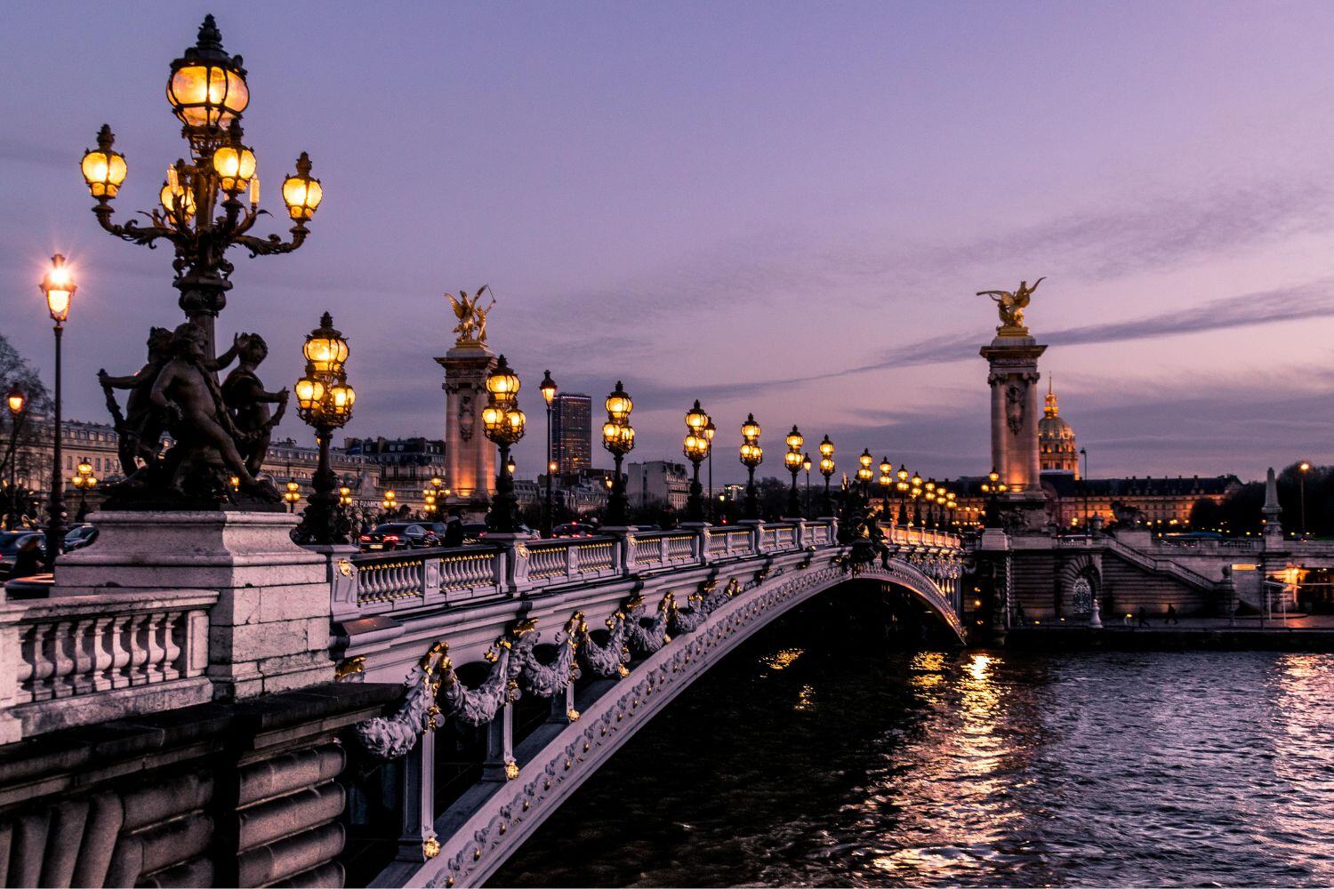 seine river bridge paris R5scocnOOdM-unsplash (1)