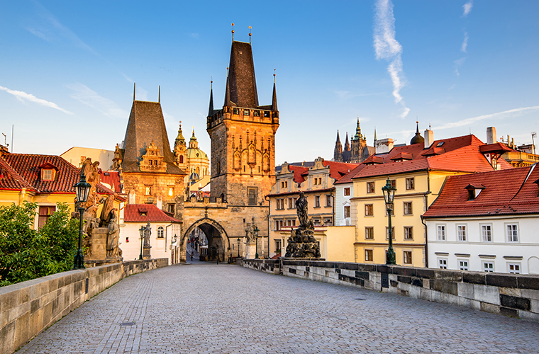 prague charles bridge shutterstock_310594235BLOG-4-Jan-17-2022-07-10-21-47-PM